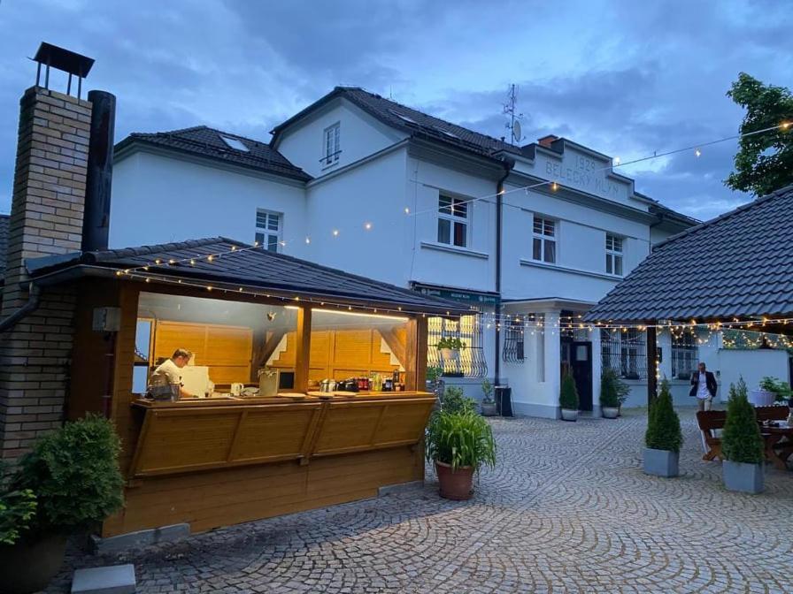 Penzion A Restaurace Belecky Mlyn Pteni 외부 사진